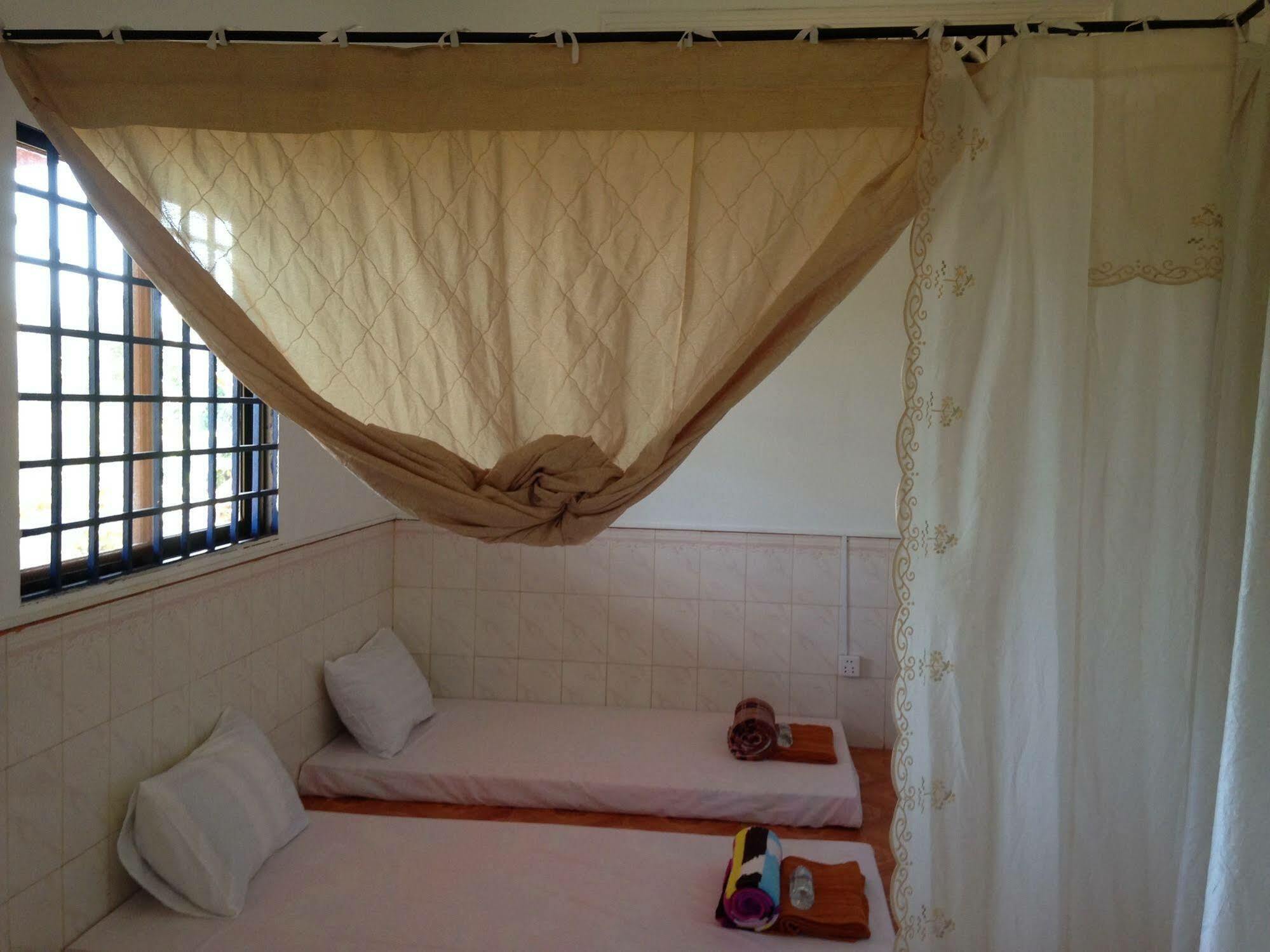 Eco-Home Siem Reap Homestay Exterior photo